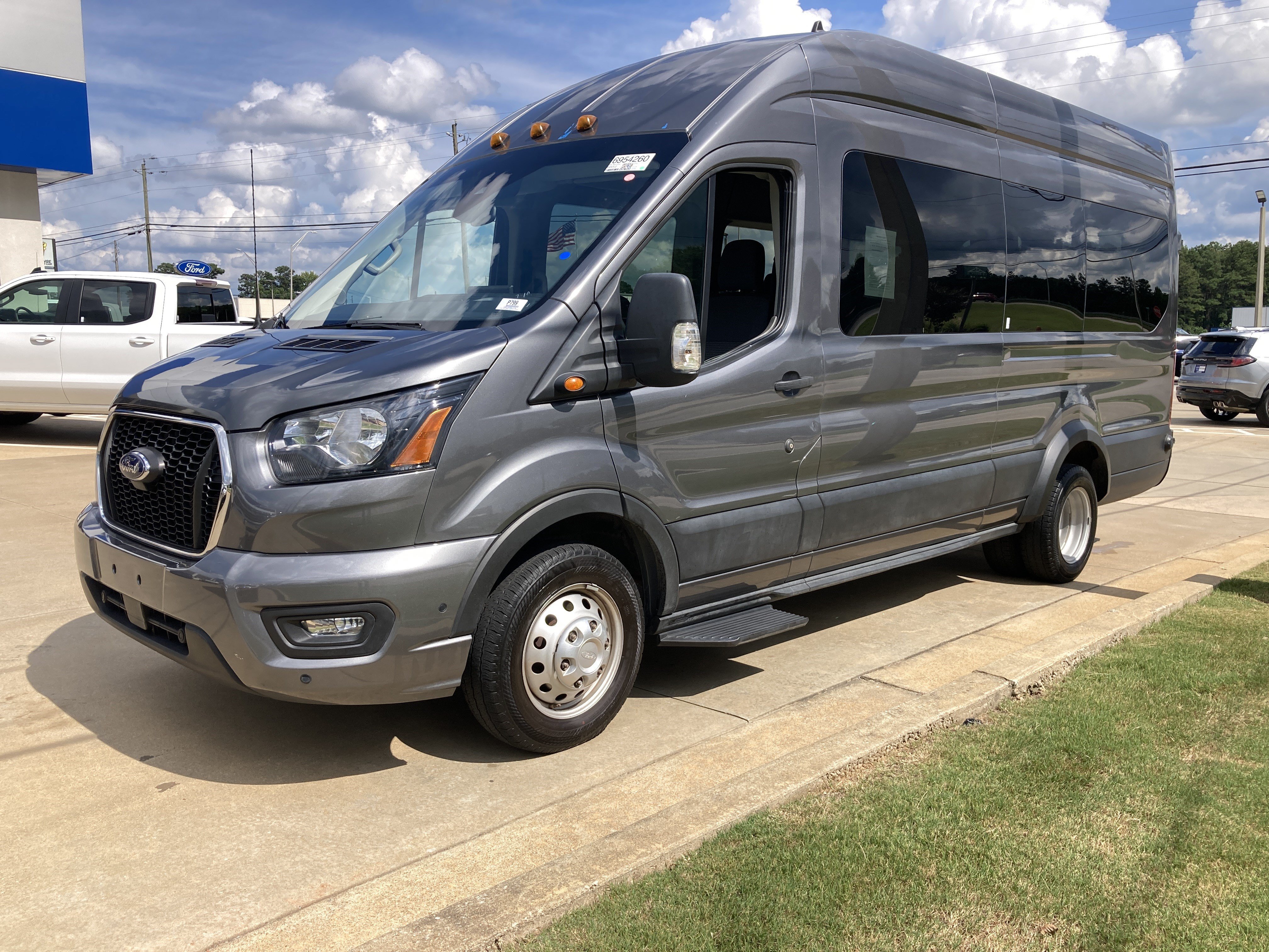 Used 2024 Gray Metallic Ford XLT image 1
