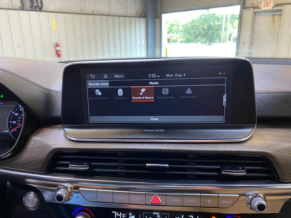 Used 2021 White Kia SX image 43