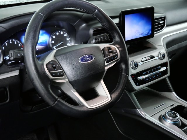 Used 2023 Black Ford XLT image 20