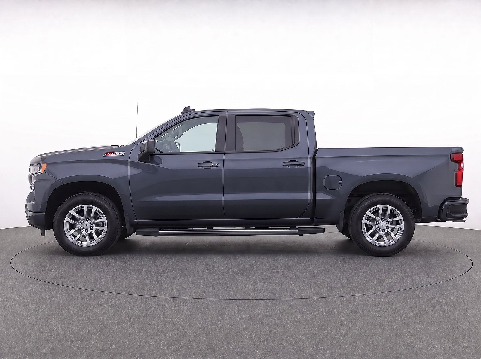Used 2019 Shadow Gray Metallic Chevrolet RST image 6