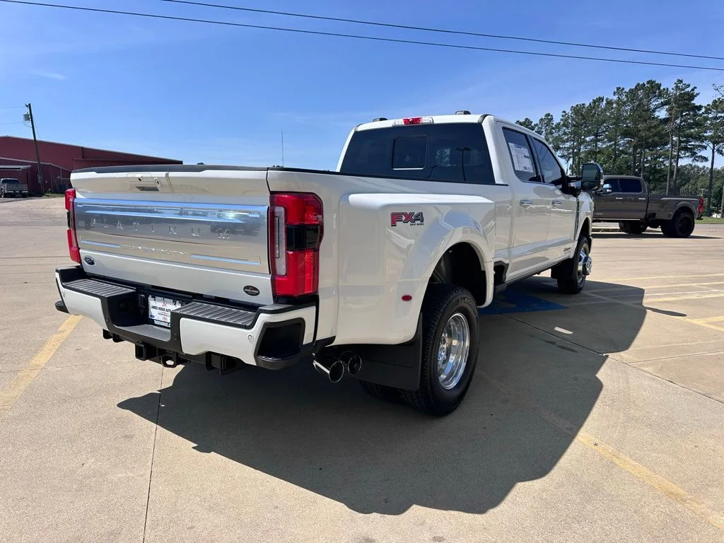 New 2026 Star White Metallic Tri-Coat Ford F-350® Platinum® image 4