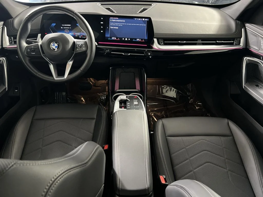 Used 2025 Black BMW xDrive28i image 22