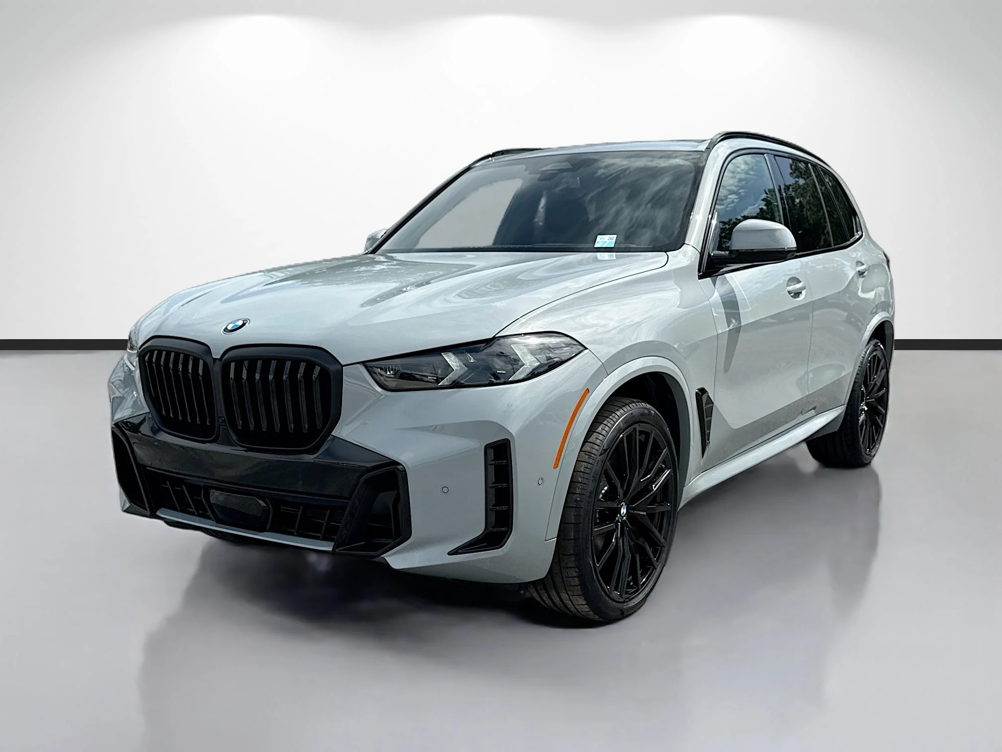 New 2026 Brooklyn Grey Metallic BMW sDrive40i image 7
