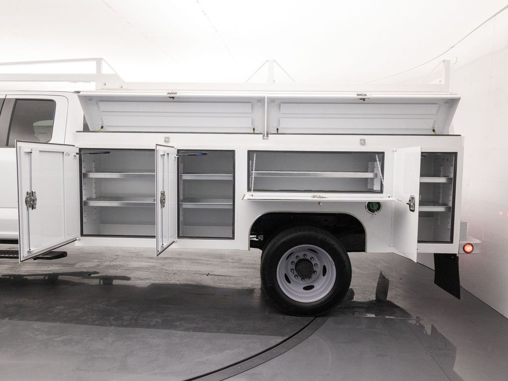 New 2026 Oxford White Ford XL image 30