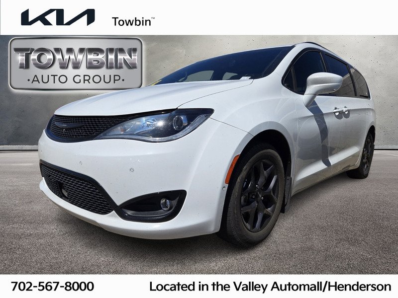 White 2020 Chrysler Pacifica Touring L Plus FWD Minivan Front-Wheel Drive