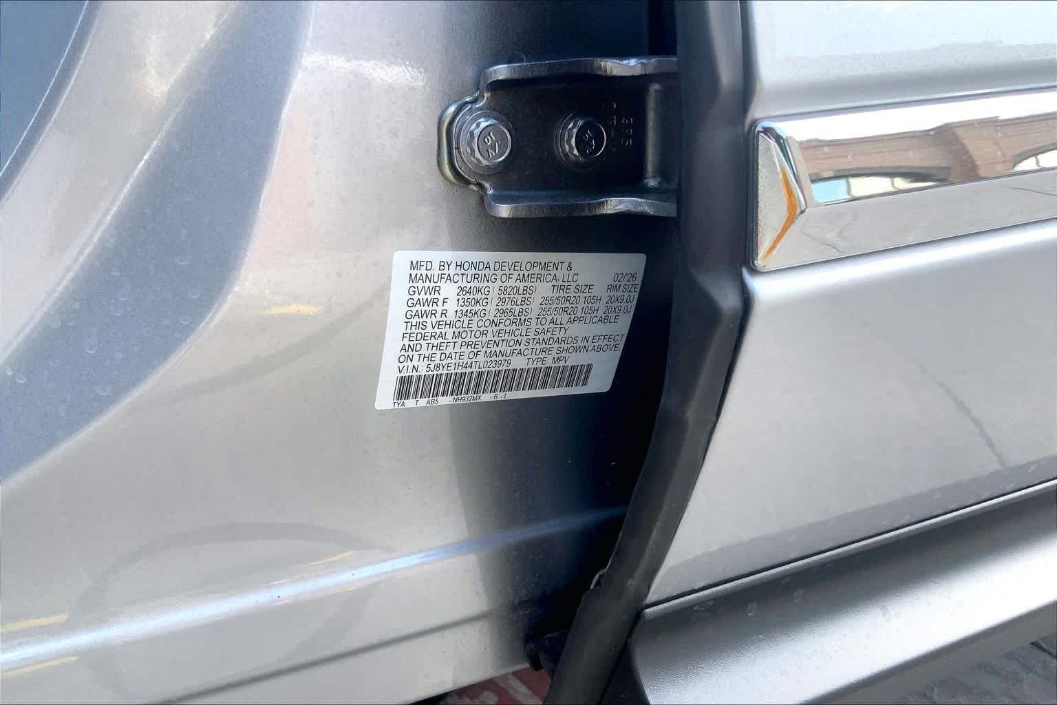 Used 2026 Solar Silver Metallic Acura w/Technology Package image 35