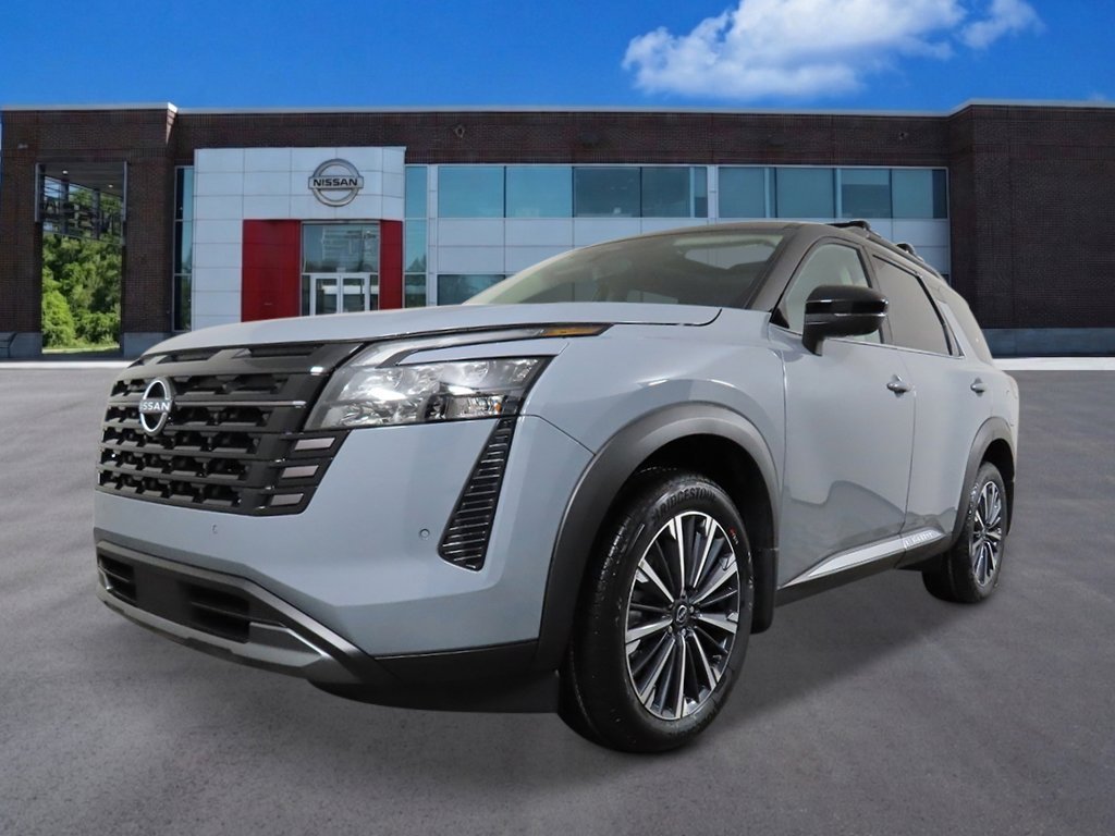 2026 Nissan Pathfinder Platinum 4WD's photo