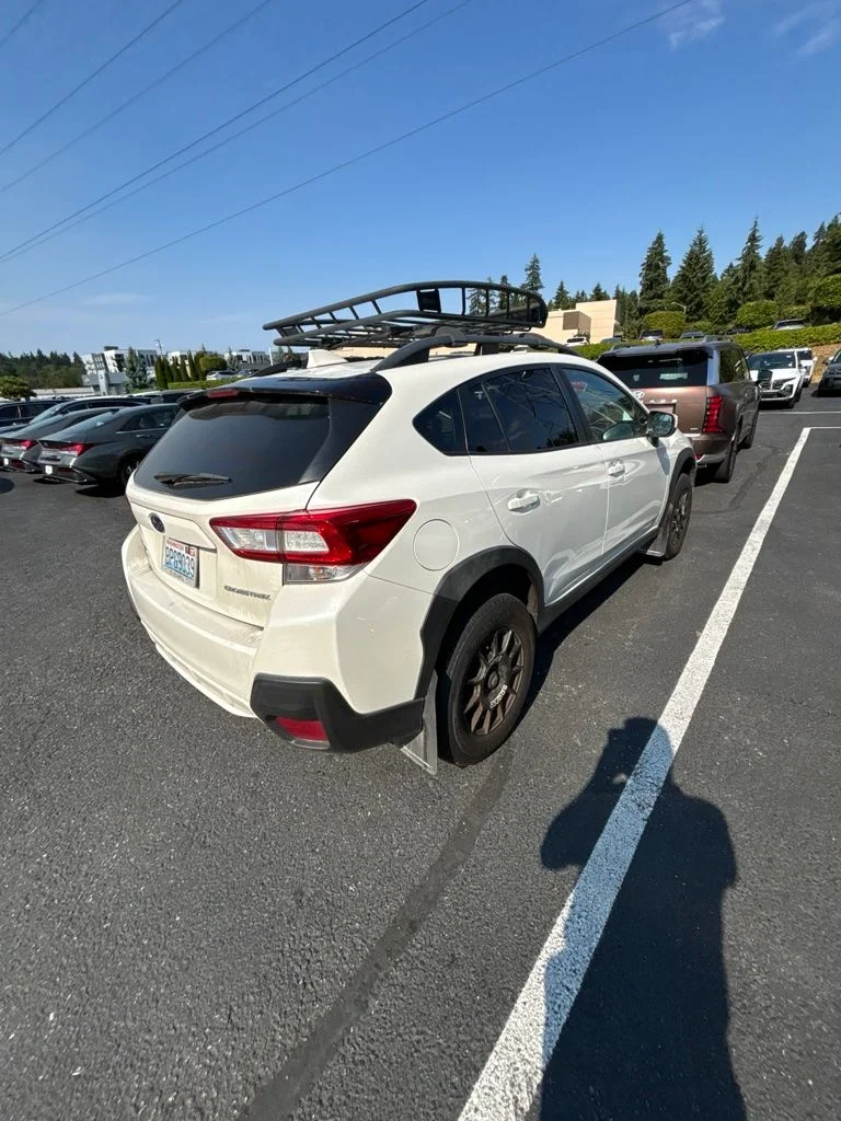 Used 2019 Crystal White Pearl Subaru 2.0i Premium image 3