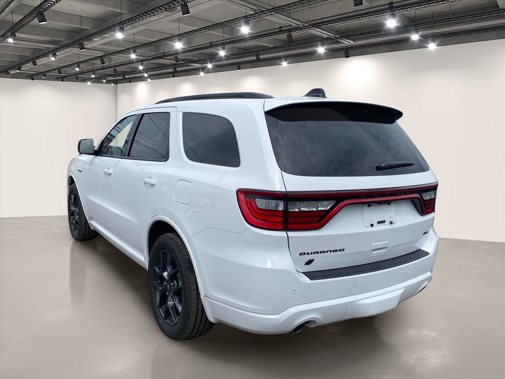 New 2026 White Knuckle Clear-Coat Exterior Paint Dodge GT HEMI V8 image 3