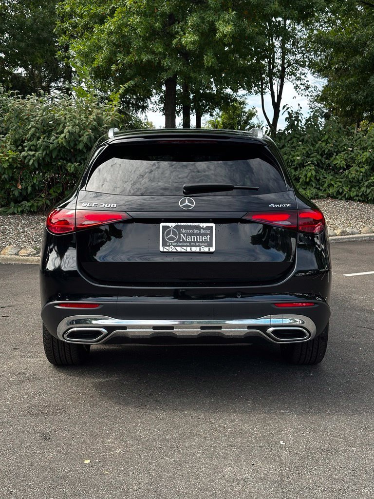 Certified Used 2024 Black Mercedes-Benz GLC 300 image 5