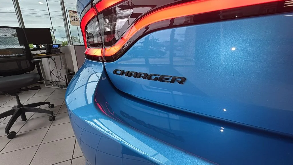 Used 2023 Blue Dodge R/T Scat Pack image 37