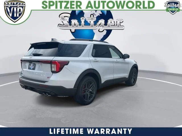 New 2026 Space White Metallic Ford ST image 9
