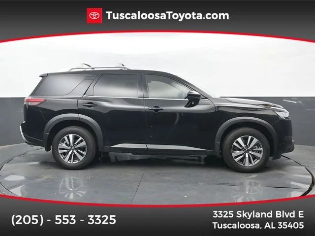 2025 Nissan Pathfinder SL 4WD's photo