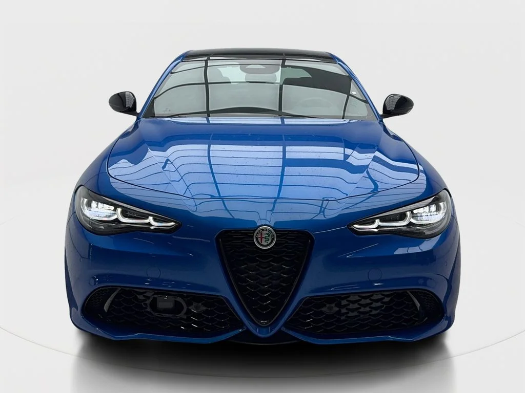 New 2026 Blue Alfa Romeo Base image 3