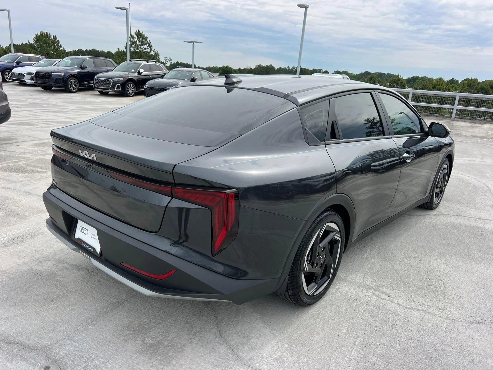 Used 2025 Interstellar Gray Kia EX image 5
