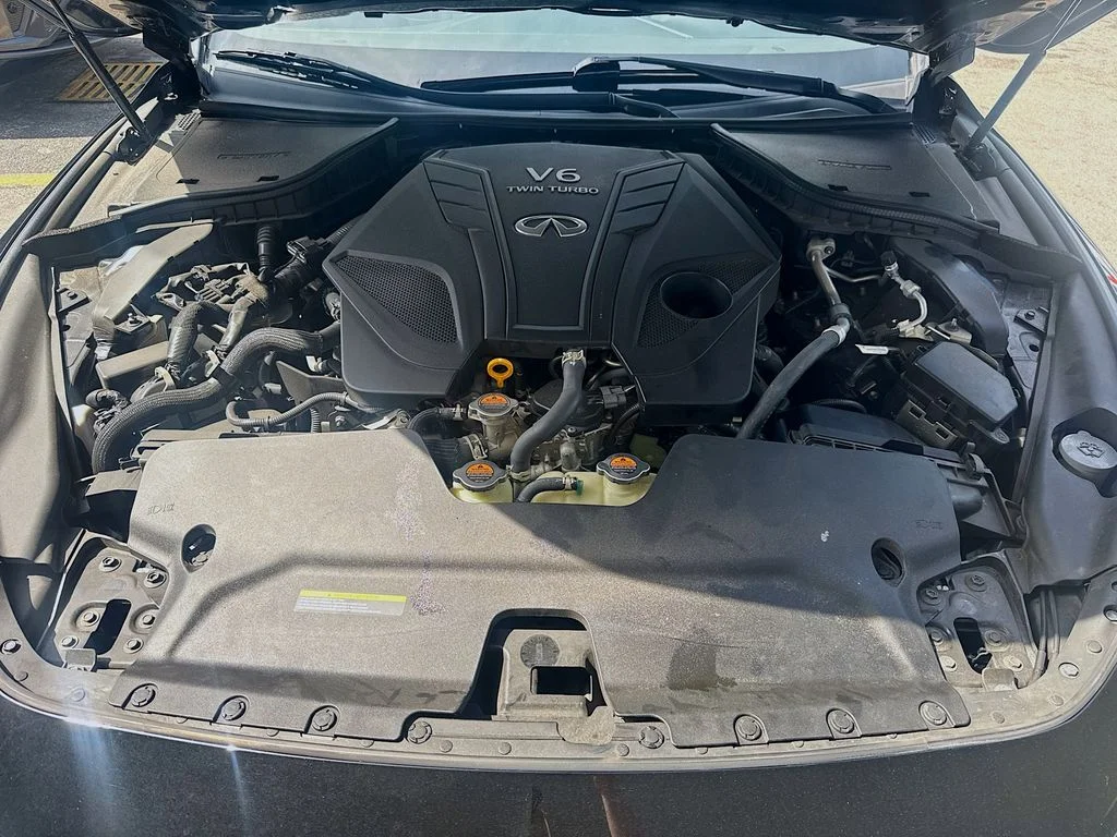 Used 2022 Black INFINITI LUXE image 32