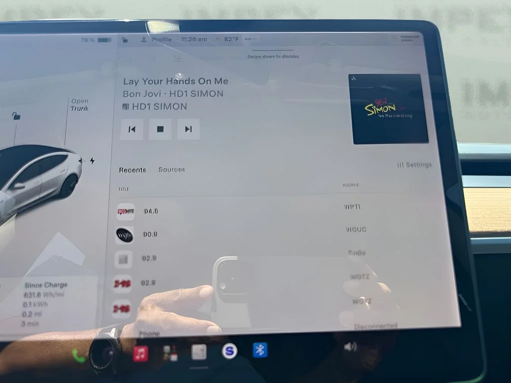 Used 2020 White Tesla Standard Range Plus image 10
