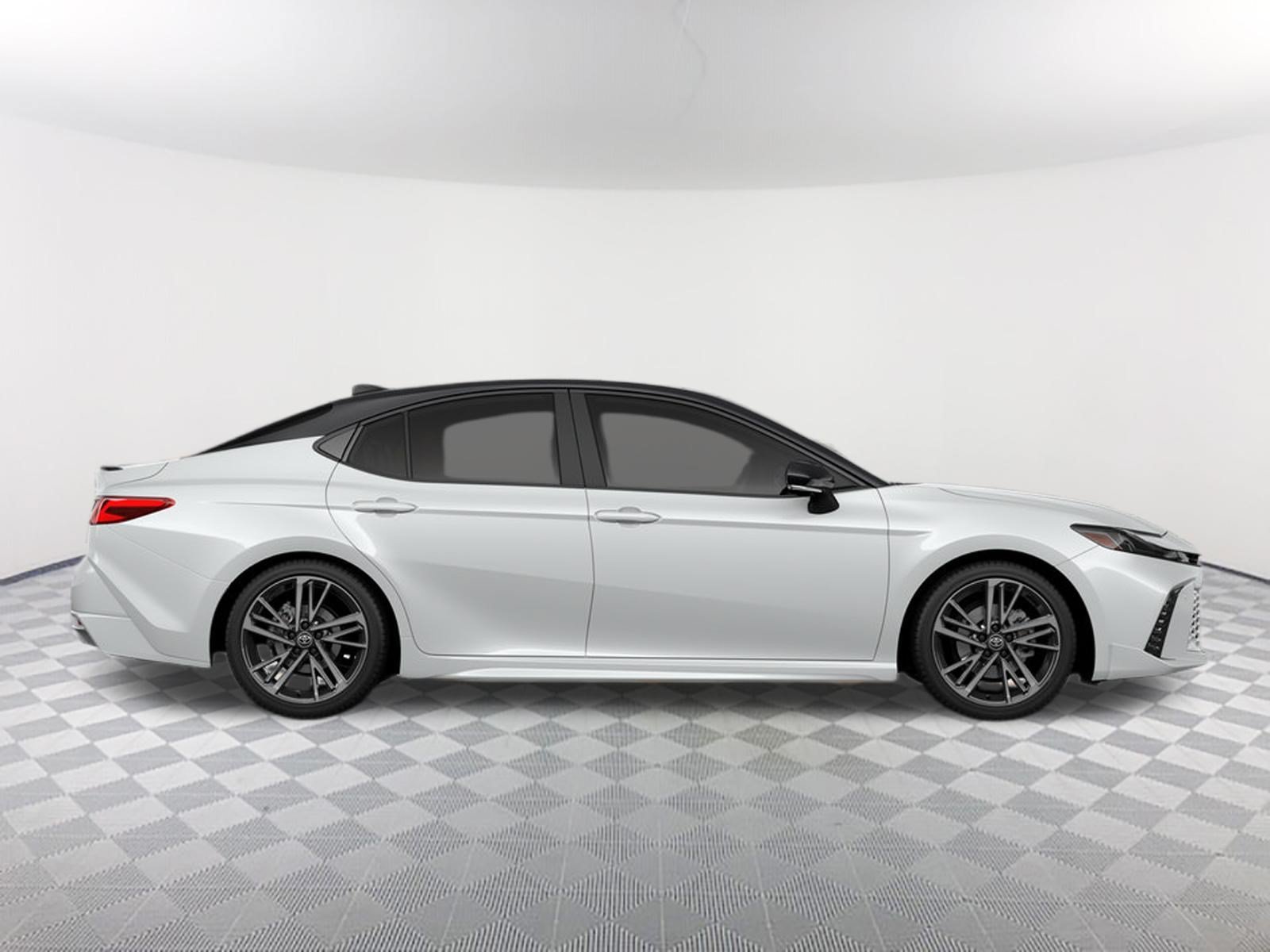 New 2026 Wind Chill Pearl with Midnight Black Metallic roof Toyota XSE image 12