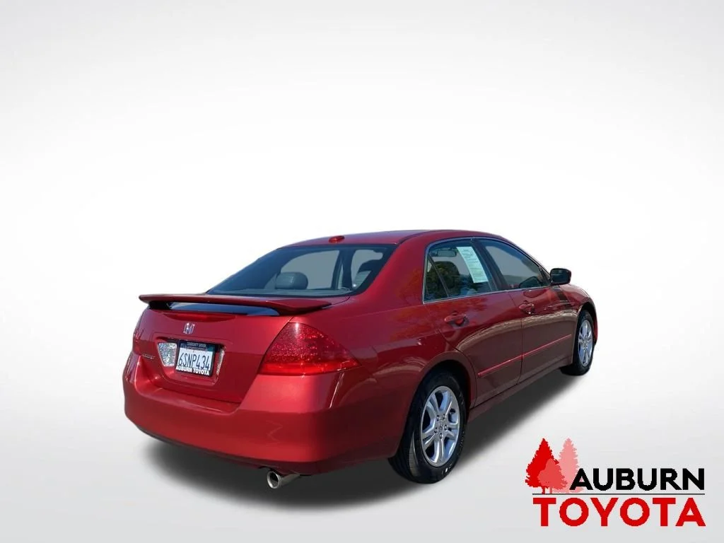 Used 2007 San Marino Red Honda EX-L image 6