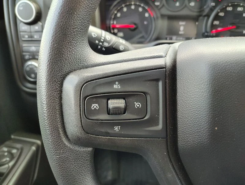 Used 2020 Silver Chevrolet Custom image 13
