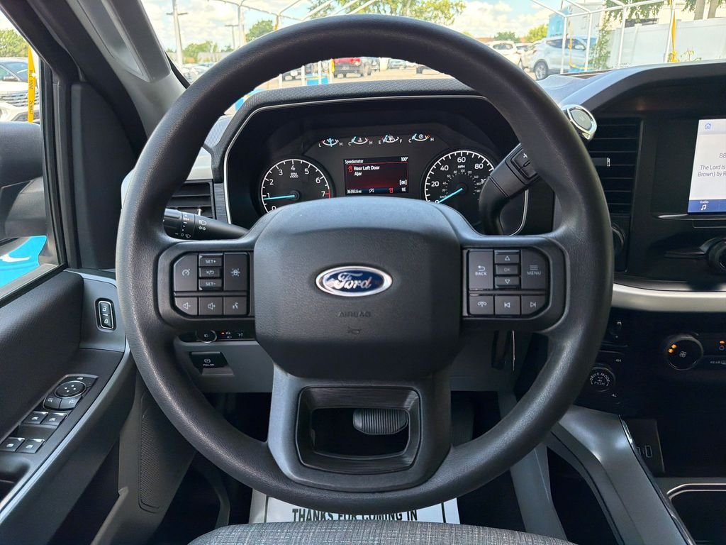 Used 2021 White Ford XLT image 31