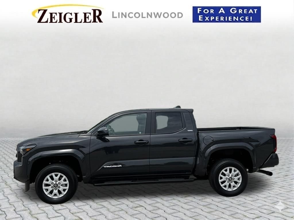 Used 2025 Gray Toyota SR5 image 3