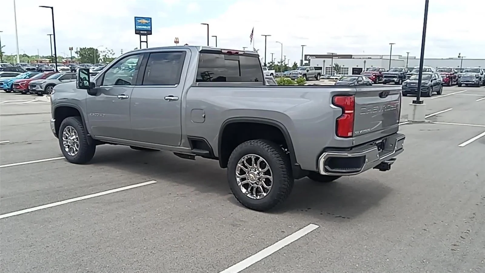 New 2026 Lakeshore Blue Metallic Chevrolet High Country image 57