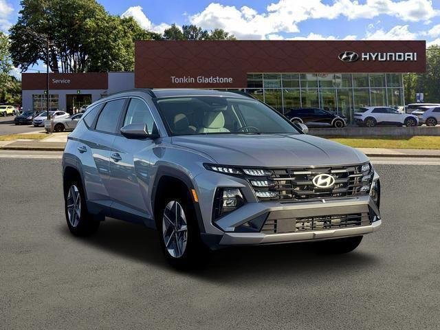 New 2026 Shimmering Silver Hyundai SEL AWD image 11