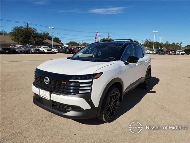 New 2026 XAB 2T White Black Nissan SR Front-Wheel Drive image 1
