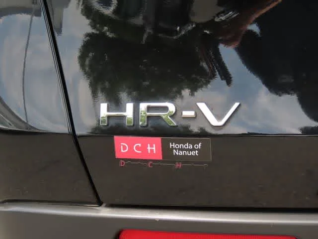 Certified Used 2023 Crystal Black Pearl Honda LX image 7