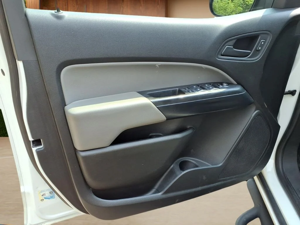 Used 2019 White Chevrolet Work Truck image 15