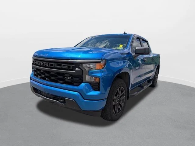 Used 2024  CHEVROLET CUSTOM image 1