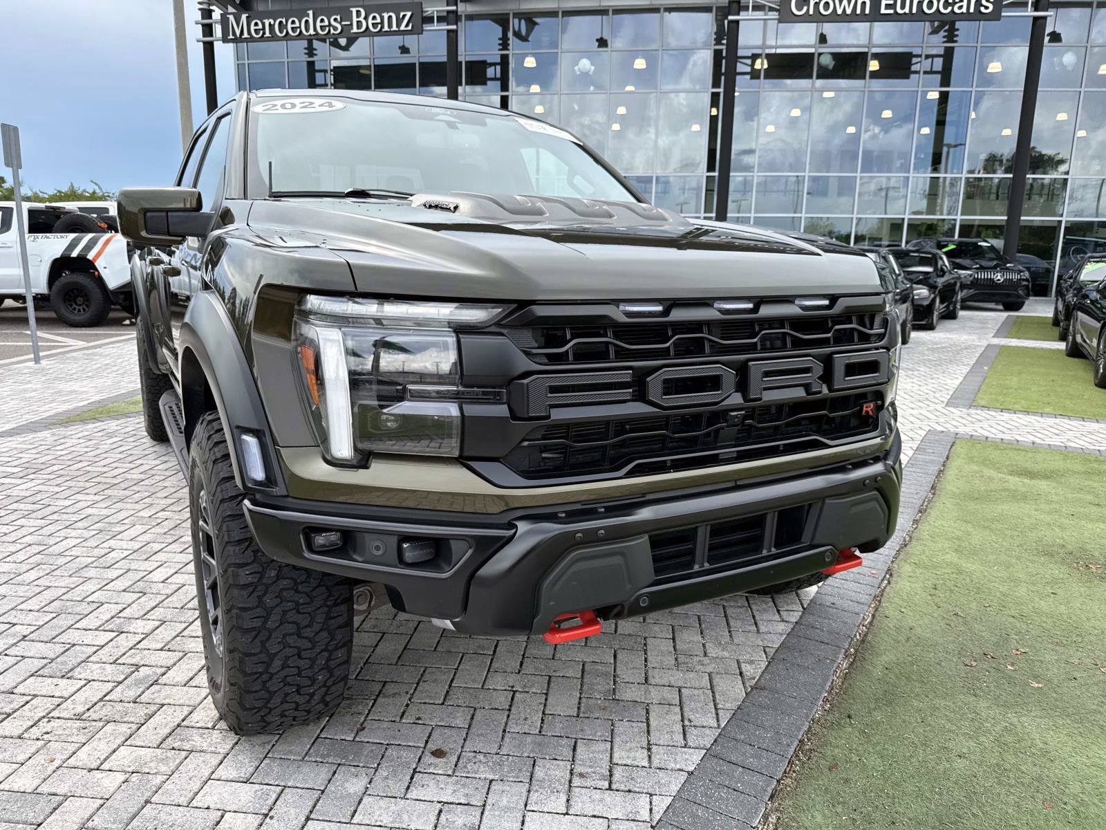 Used 2024 Green Ford Raptor image 8