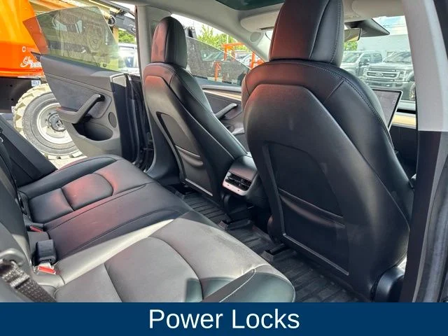 Used 2021  Tesla Long Range image 18