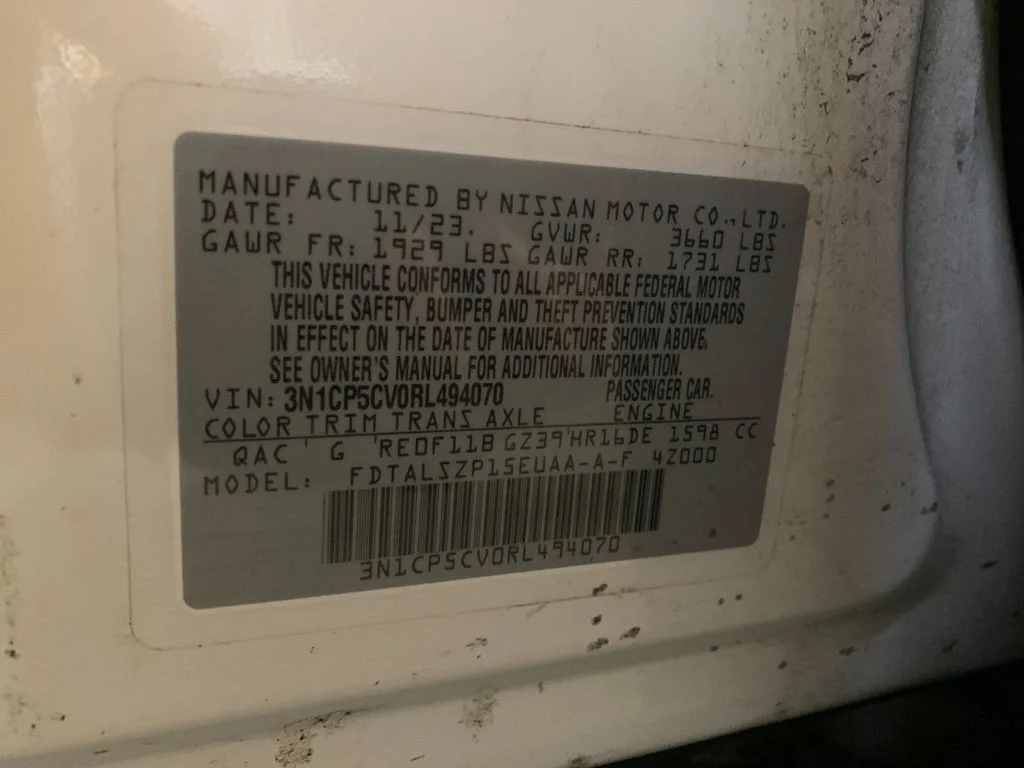 Used 2024 White Nissan SV image 35