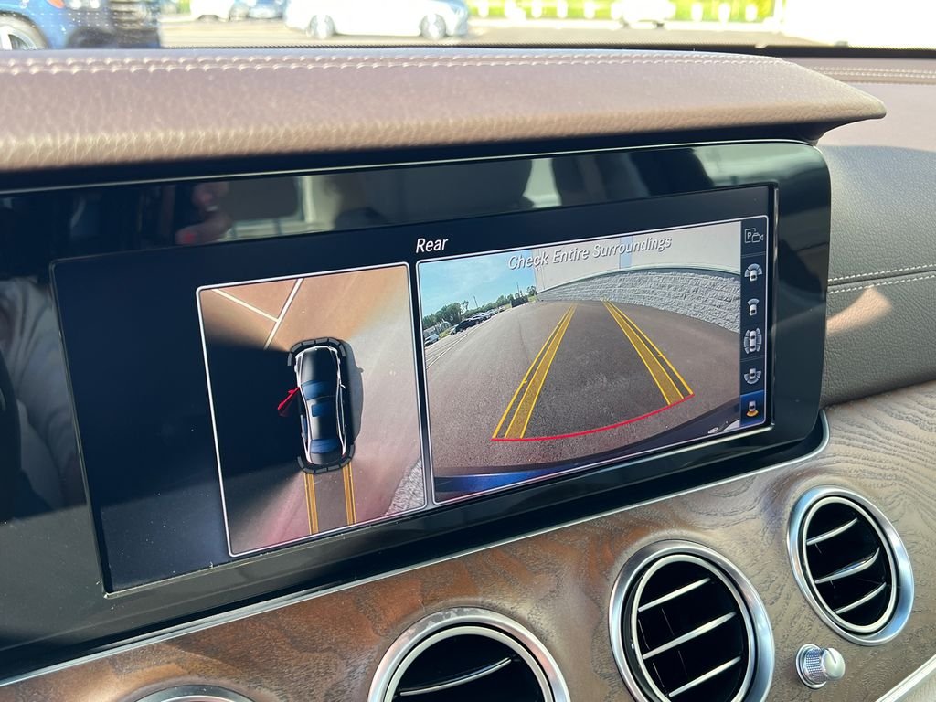 Used 2019  Mercedes-Benz E 300 image 20