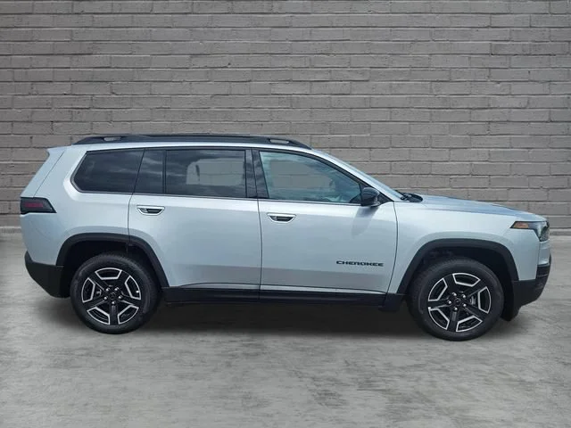 Used 2026 Silver Jeep Limited image 6