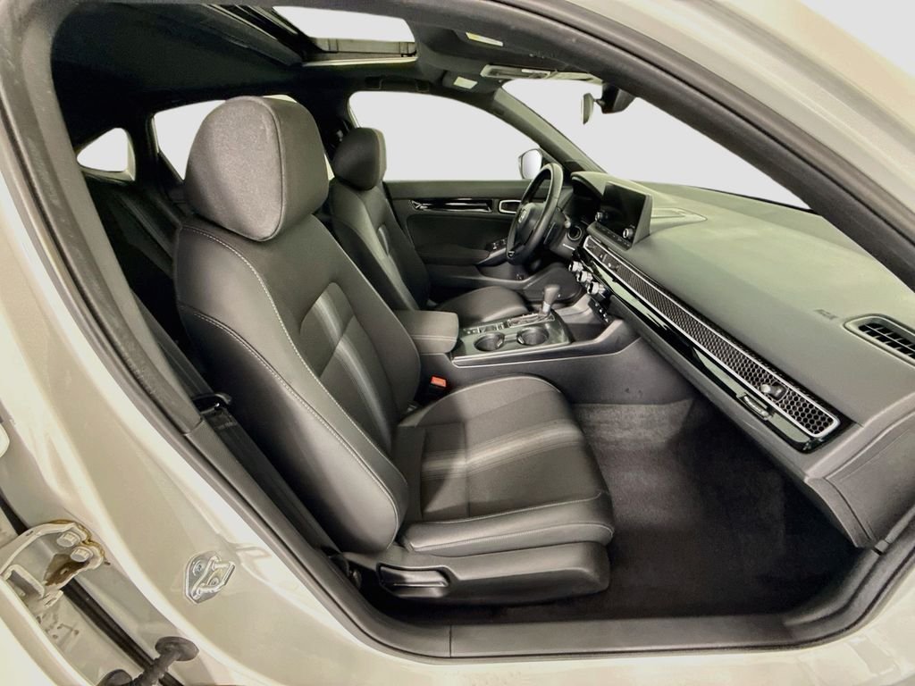 2025 Honda Civic Sport - Photo 20