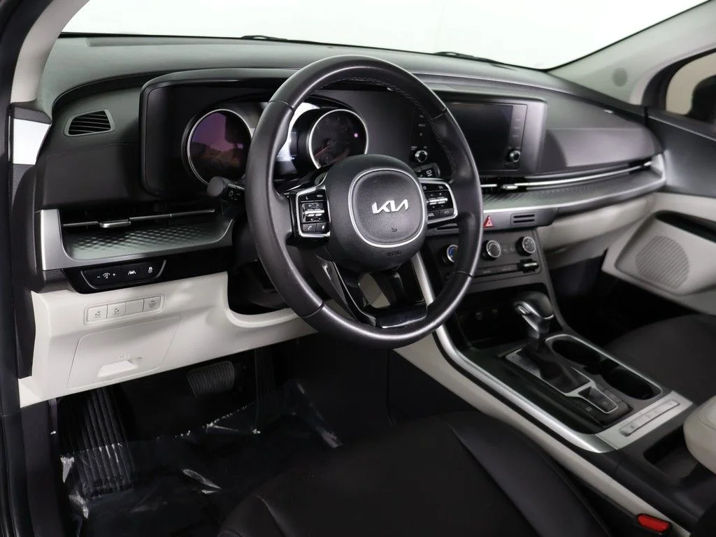 Used 2024 Gray Kia LX Seat Package image 25