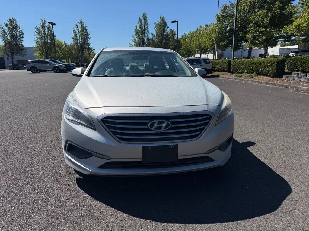 Used 2017 Hyundai Sonata Base with VIN 5NPE24AF3HH575363 for sale in Gresham, OR