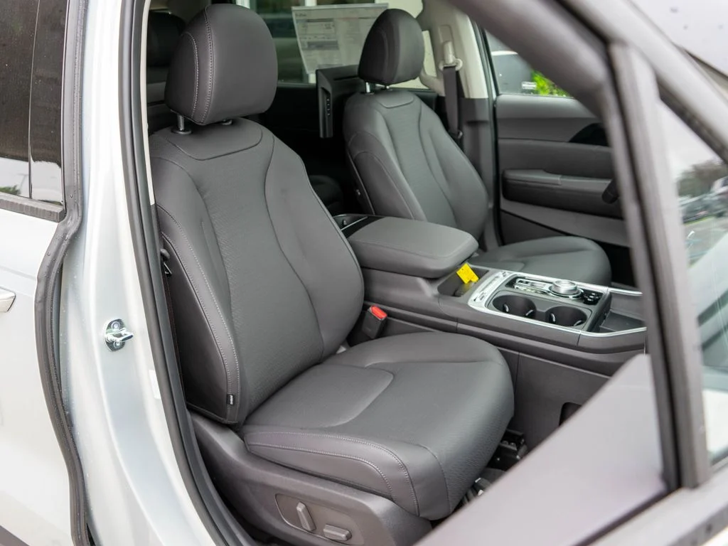 New 2026 Ivory Silver Kia SX Prestige image 9