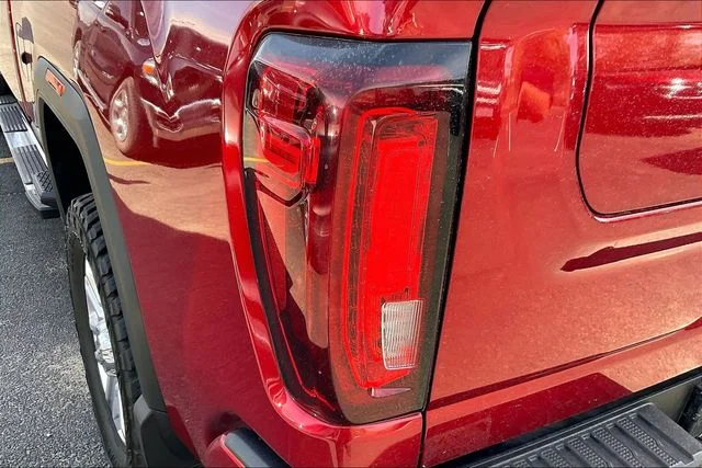 Used 2023 Red GMC Denali image 32