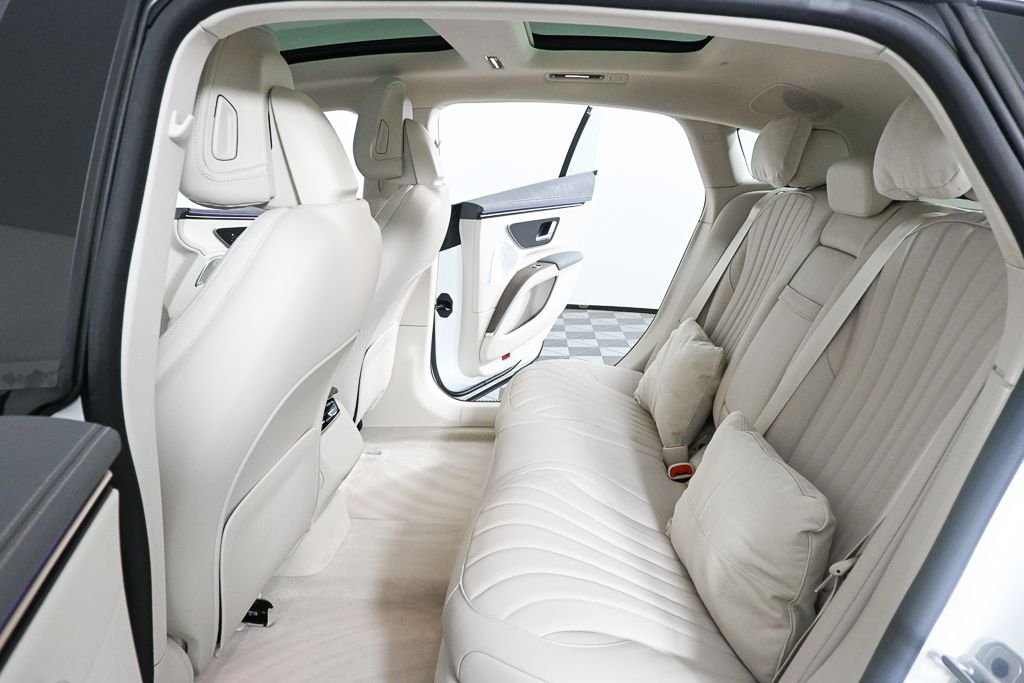 Certified Used 2023 White Mercedes-Benz 450 image 18