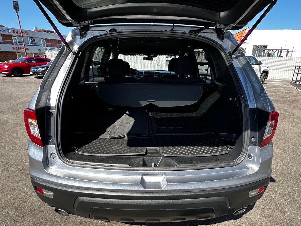 Used 2019  Honda Sport image 9