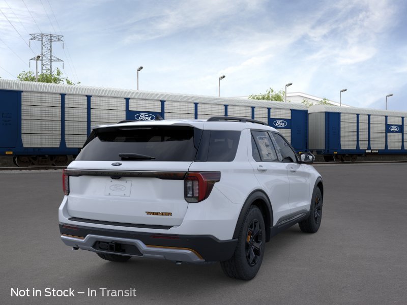 New 2026 Space White Metallic Ford Tremor image 8
