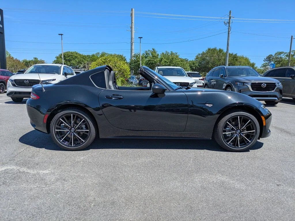 New 2026 Mazda Mazda MX-5 Miata RF Grand Touring CONVERTIBLE in