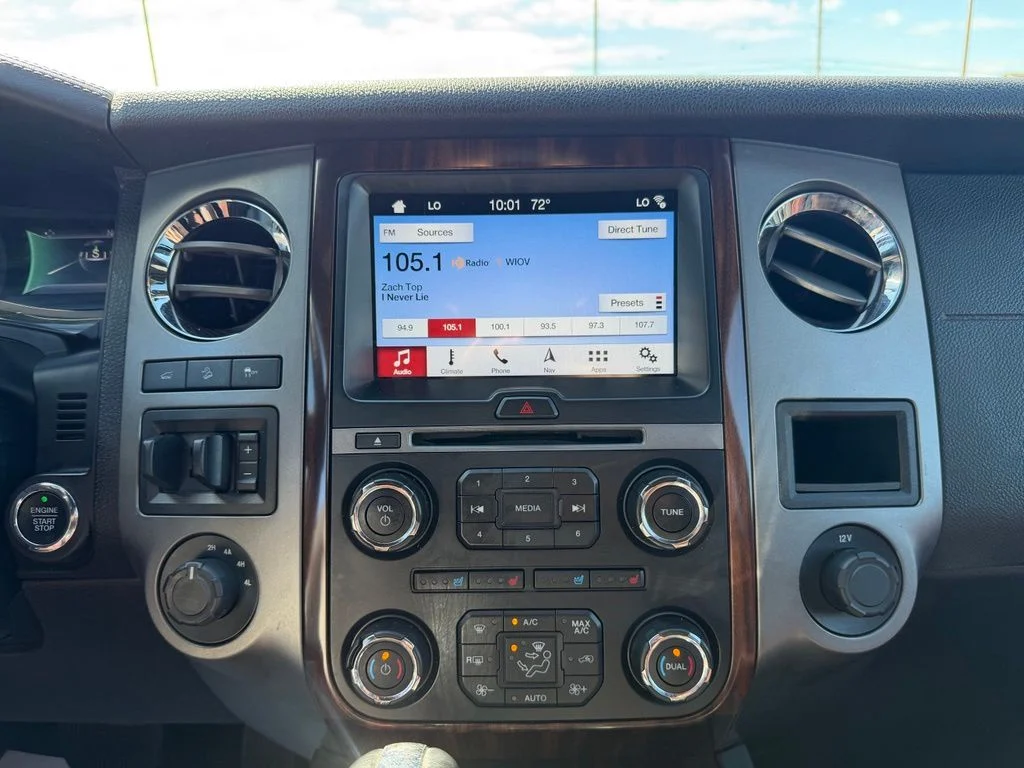 Certified Used 2017 Blue Jeans Ford Platinum image 15