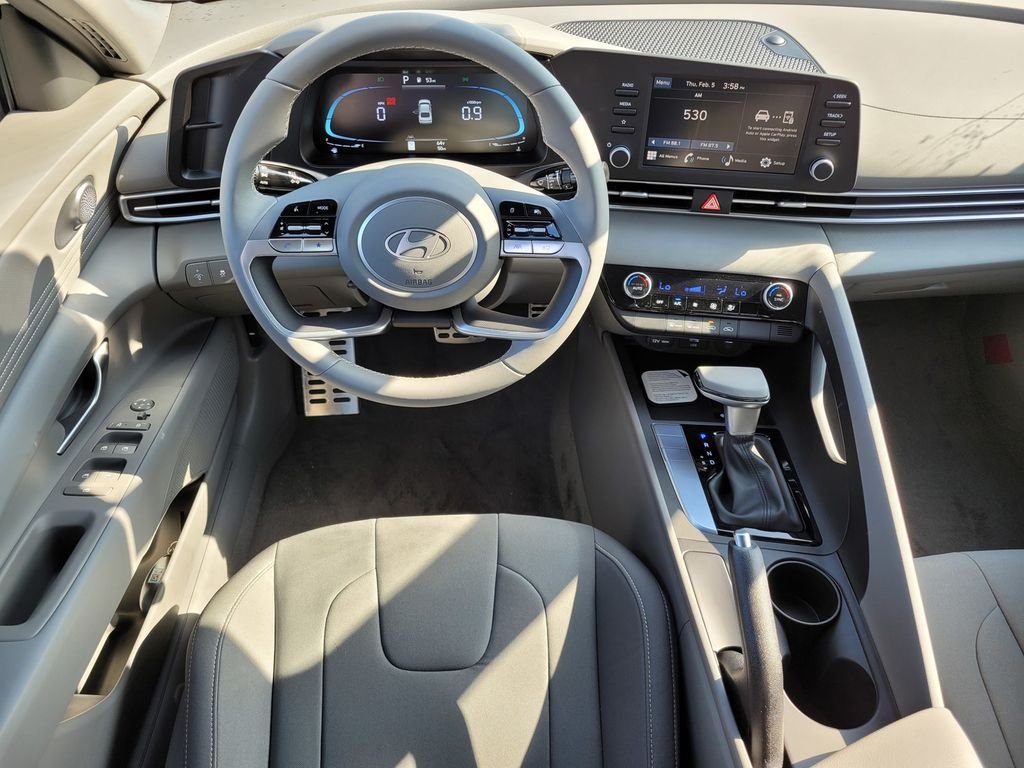 New 2026 White Hyundai SEL Sport image 7