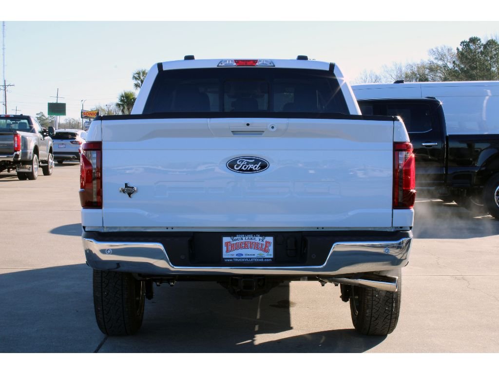 New 2026 Oxford White Ford XLT image 24