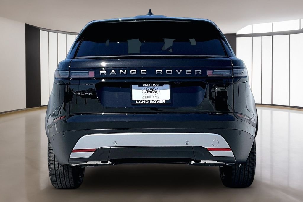 New 2026 SANTORINI BLACK Land Rover S image 4